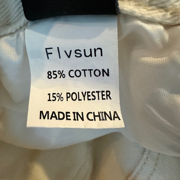 High Waisted White Cargo Jeans - Picture 4 of 5